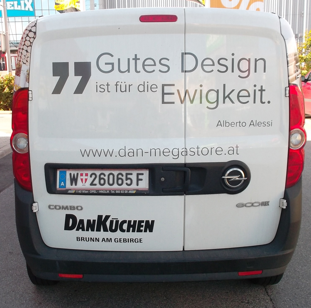 DAN Küchen Megastore: Fahrzeugbeklebung